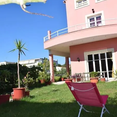 Private Akobara, 2km From Center Vila *