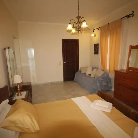 Private Akobara, 2km From Center Vila Kanálion